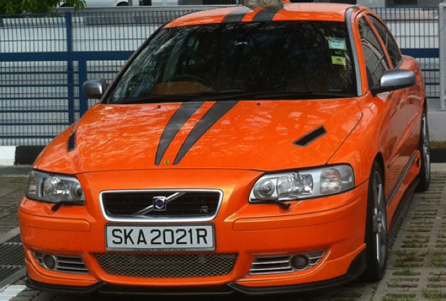 This image has an empty alt attribute; its file name is photo.jpg